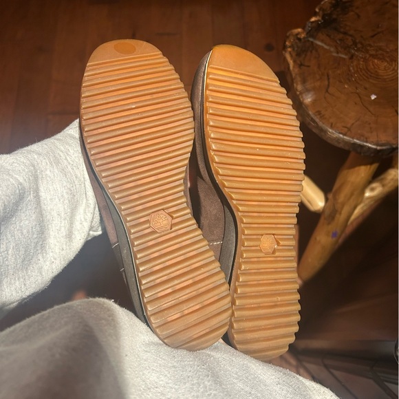 Timberland Women’s Tall Brown Suede Boots with Sherpa Trim Size 9M - Picture 5 of 7